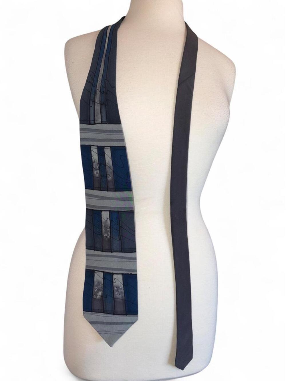 Vintage Robert Daskal Chicago Hand-Painted 100% Silk Abstract Tie - Navy & Gray